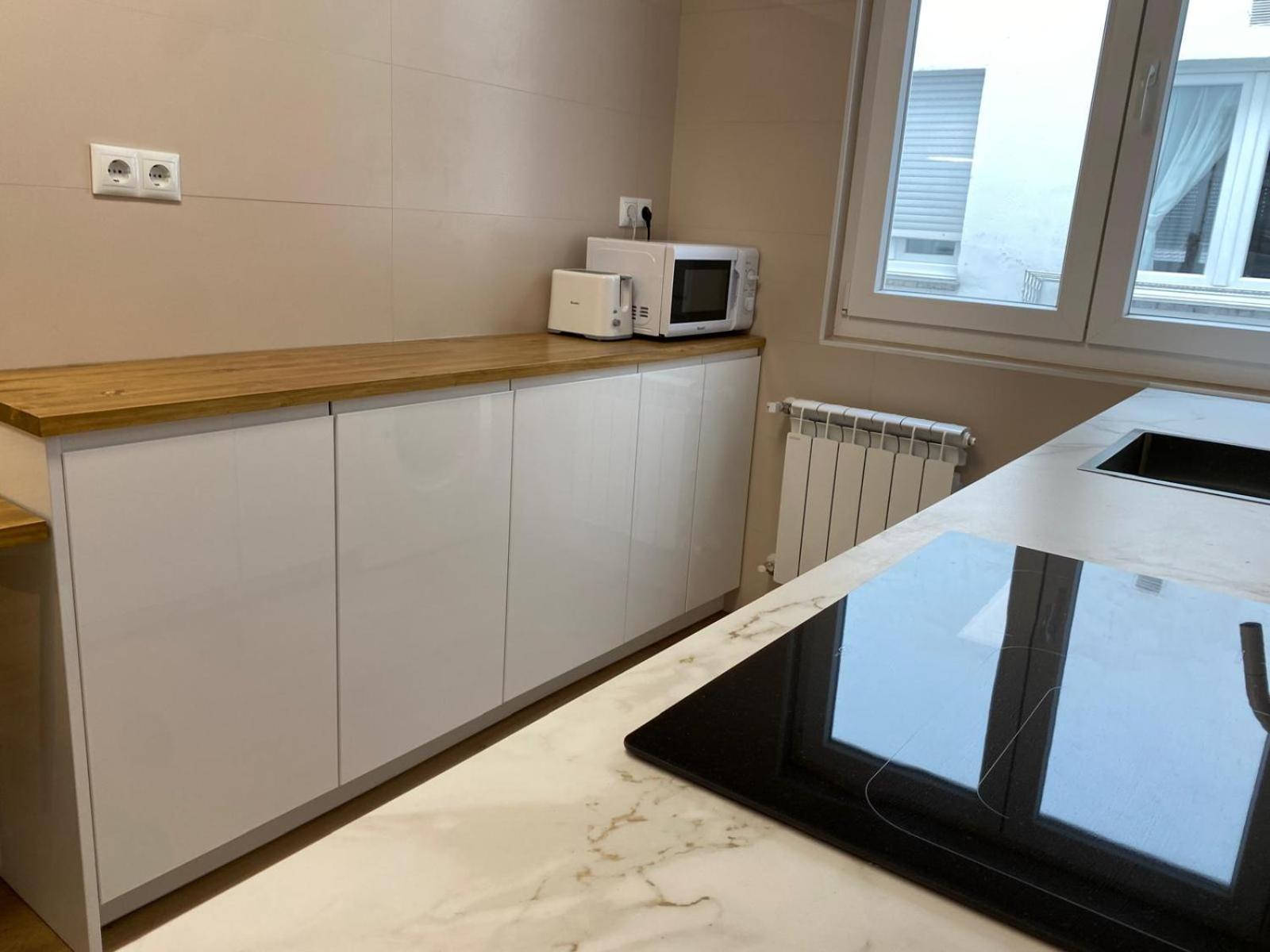 Carpio 18 Apartment Oviedo Bagian luar foto
