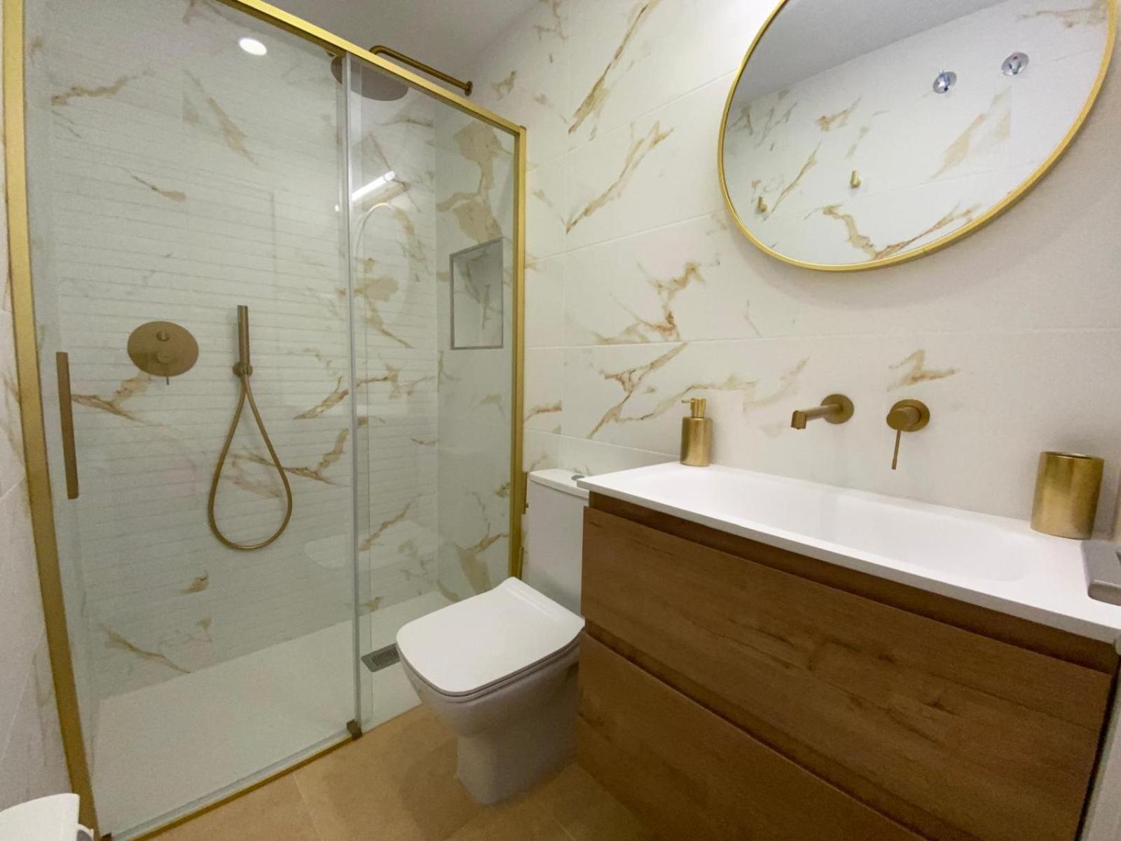 Carpio 18 Apartment Oviedo Bagian luar foto