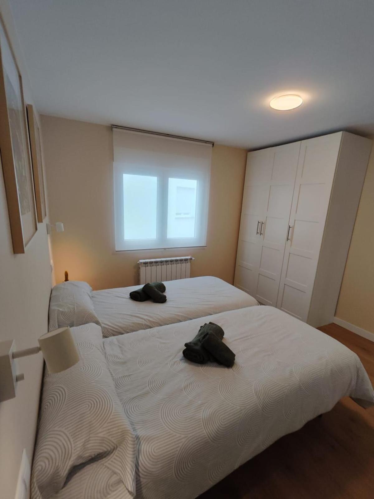 Carpio 18 Apartment Oviedo Bagian luar foto